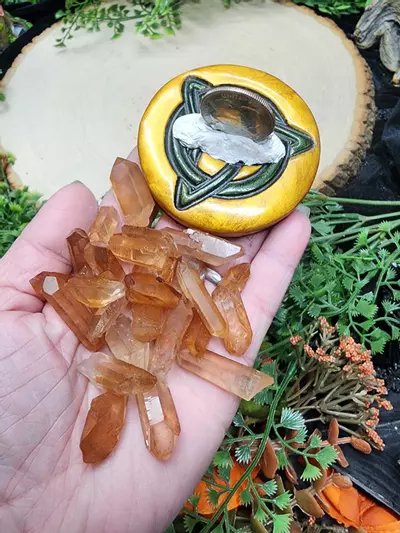 plant/Tangerine Lemurian Quartz Points-1-thumbnail