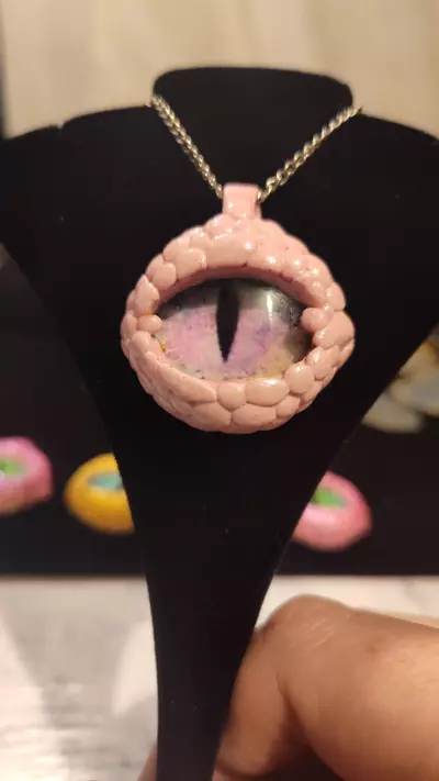 plant/Pink Reptile Eye necklace-1-thumbnail