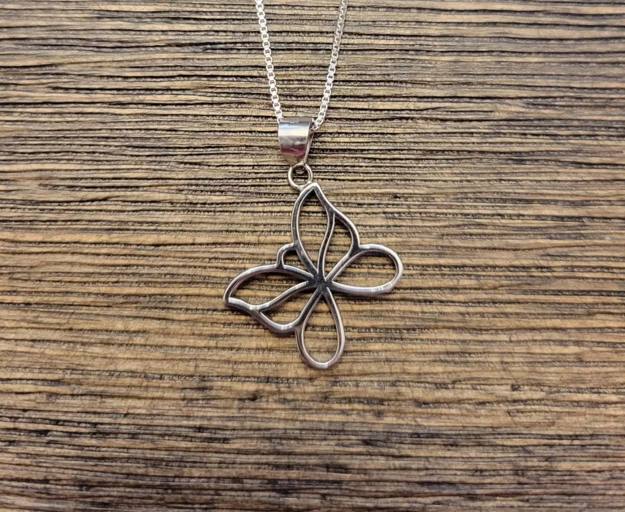 plant/Sterling Silver Butterfly necklace B5-0