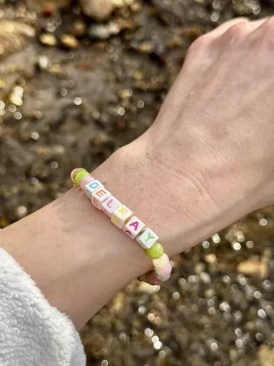 plant/Gold Coast Collection: ‘DELRAY’ Green, White + Pink Quartz Stretch Bracelet |6mm-3-thumbnail