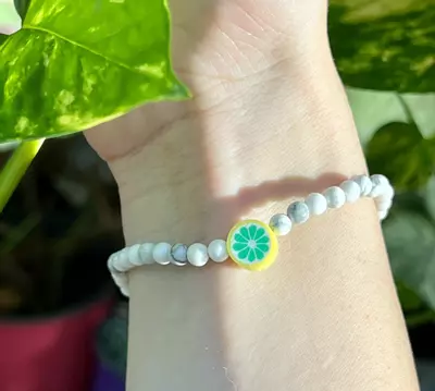 plant/Hawaiian Collection: ‘ALOHA’ White Howlite Stretch Bracelet | 6mm-1-thumbnail