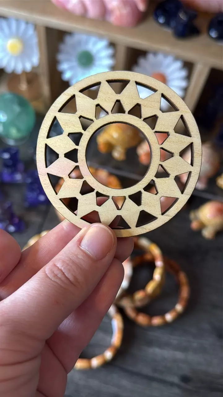 plant/$1 | Wooden Sphere Stand-0