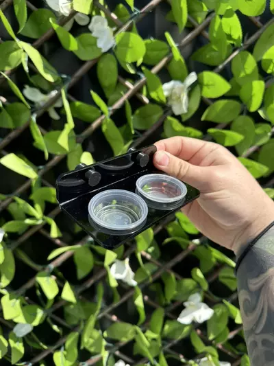 plant/Black Magnetic Feeding Ledge-1-thumbnail