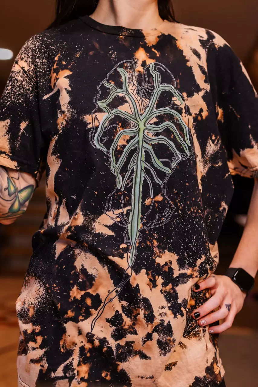 plant/Venom Glow In the Dark Bleached T-Shirt-0