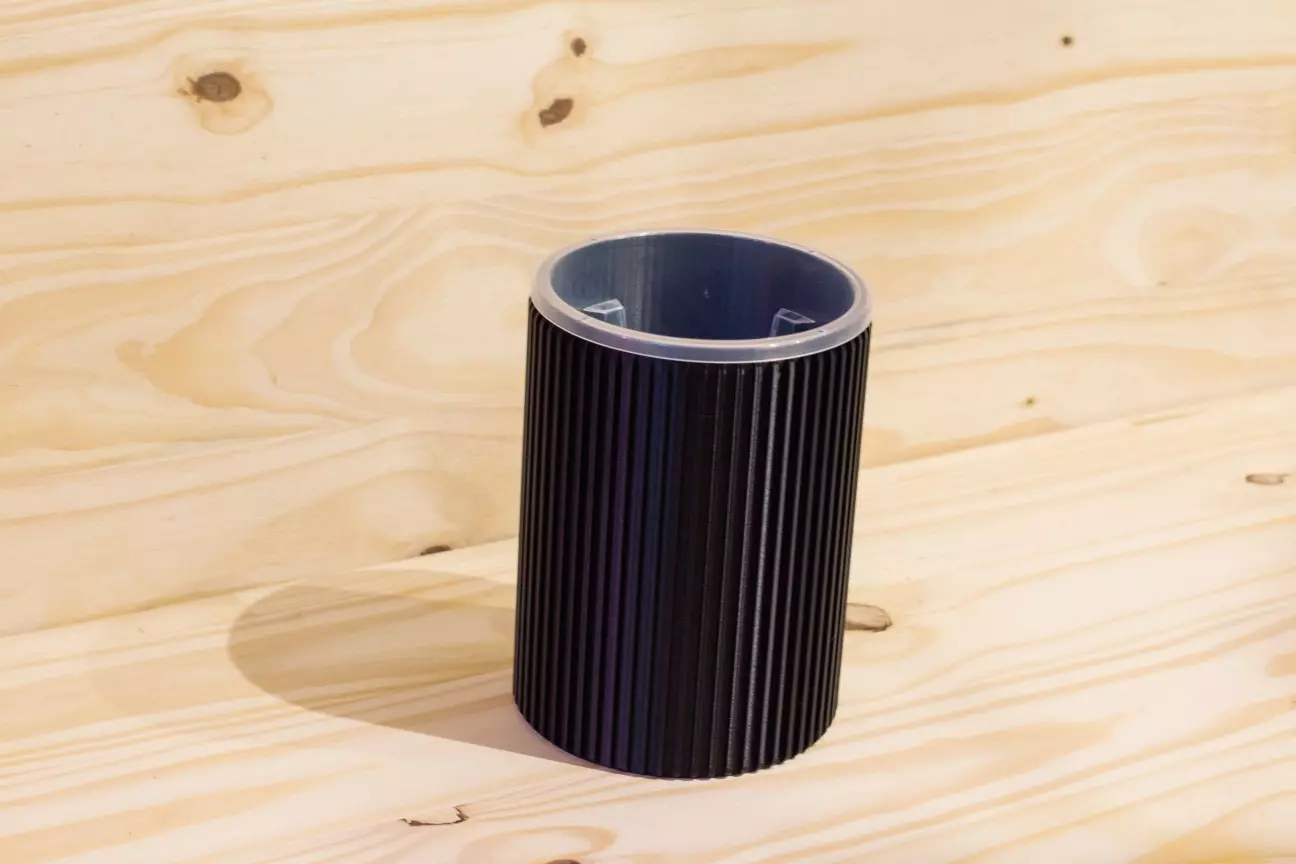 plant/LG Self Watering Pot - Black - Inner Pot 5 x 6.26”-0