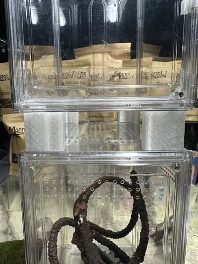 plant/Stackable Enclosure Spacer Bars-1-thumbnail