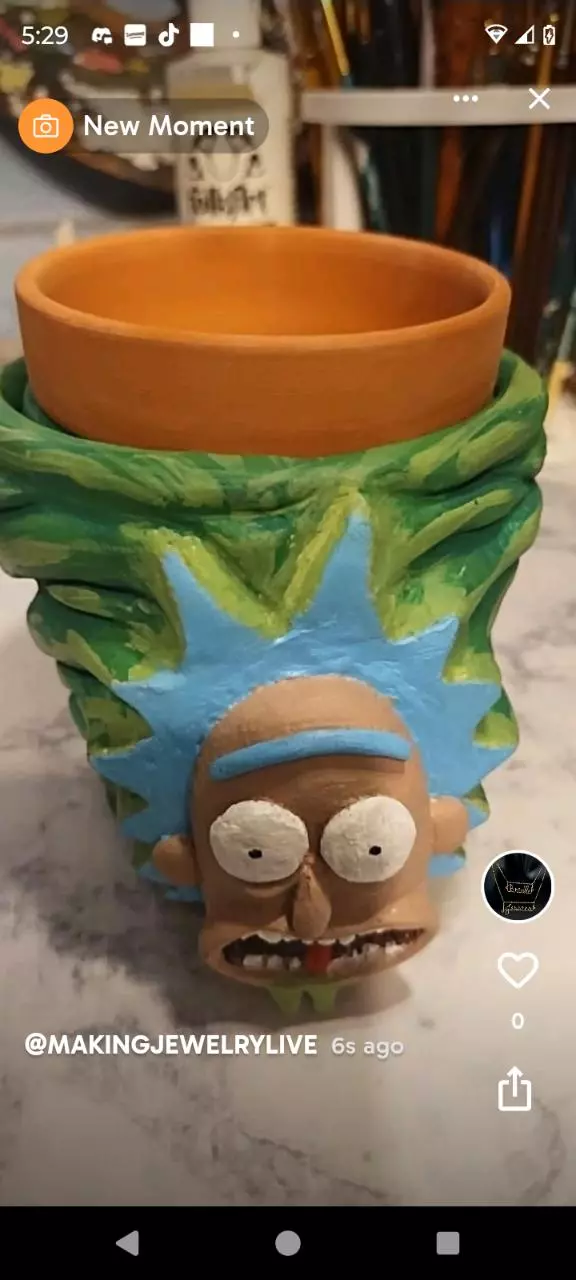 plant/Crackpot Rick Portal Planter-1