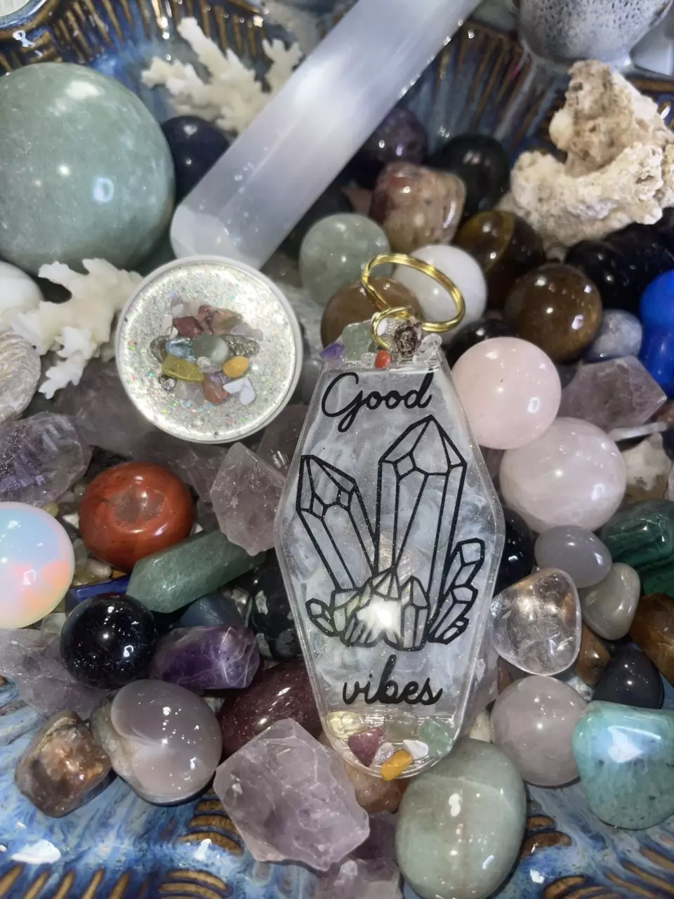 plant/Customizable crystal chip resin keychain-3