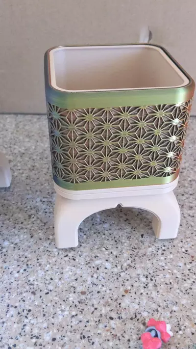 plant/3" square pot geometric-4-thumbnail