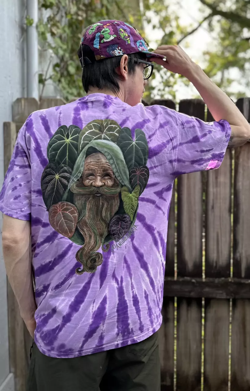 plant/Small Purple Papa Tee-0