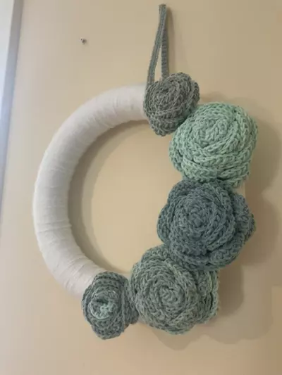 plant/(Custom!) Mini Rose Wreath-1-thumbnail
