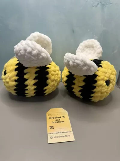 plant/Crochet Big Chonky Bee Plushie, handmade-2-thumbnail