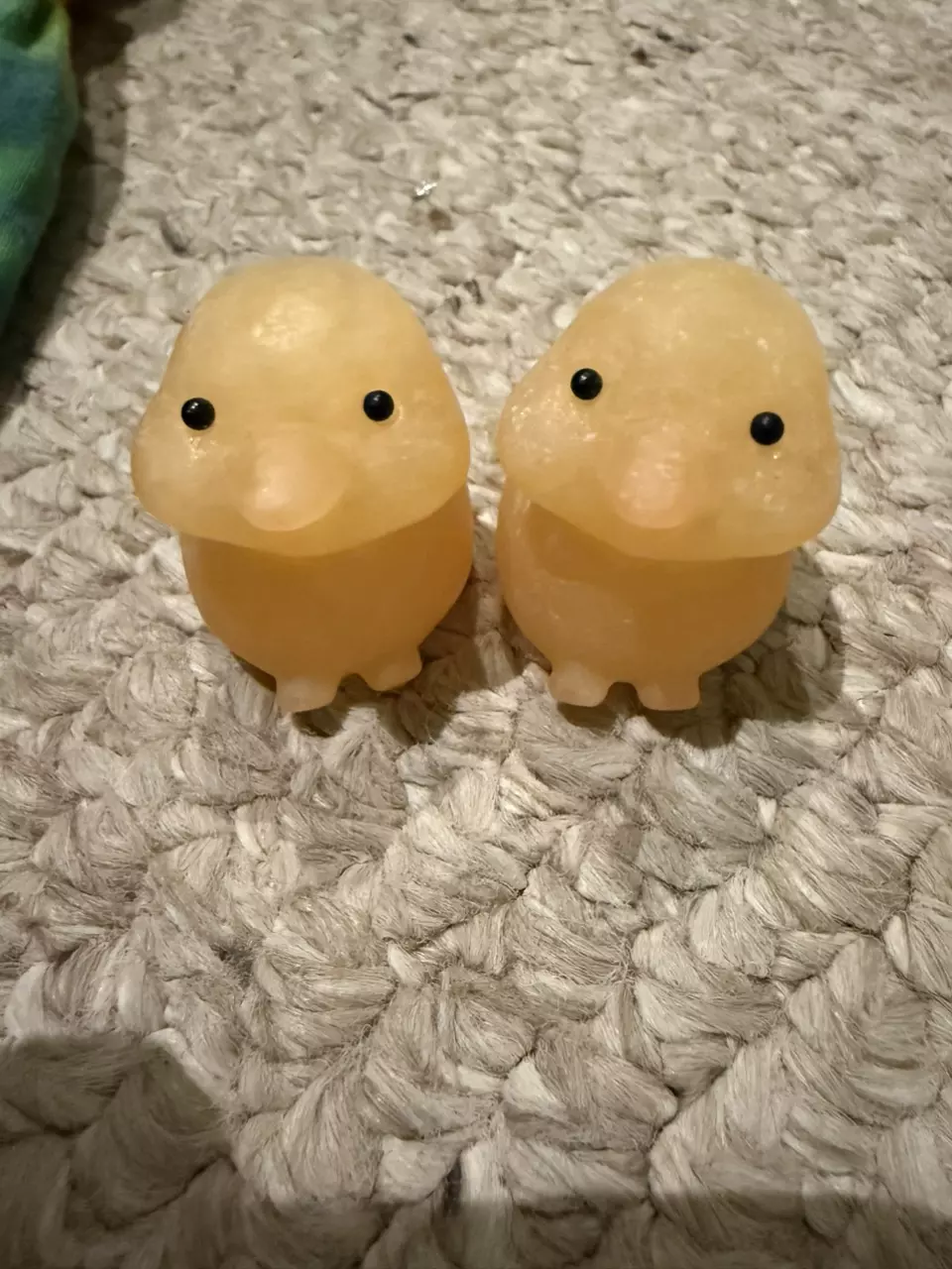 plant/Yellow calcite ducky-0