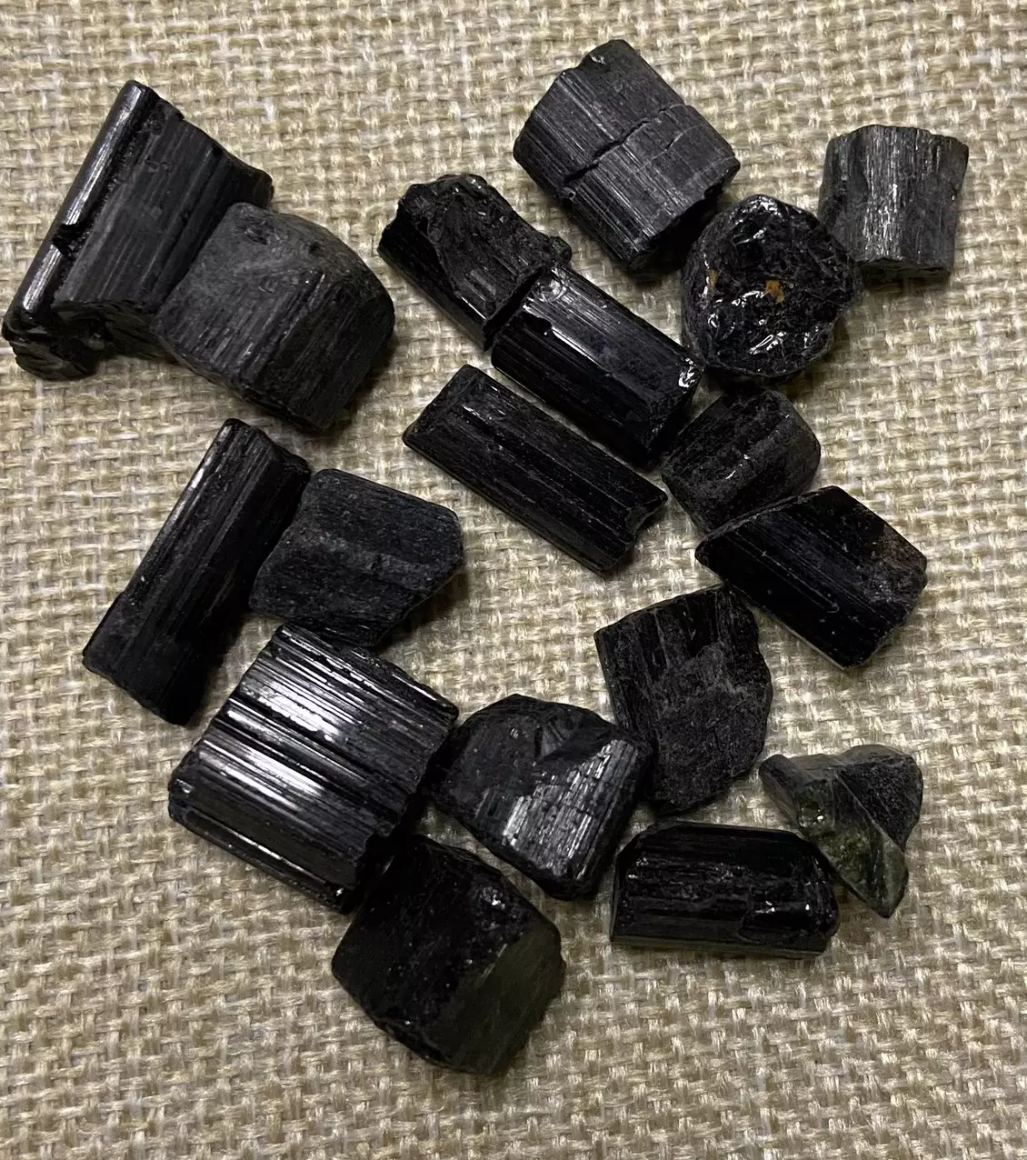 plant/Tourmaline Crystal Rough Cut (1)-3
