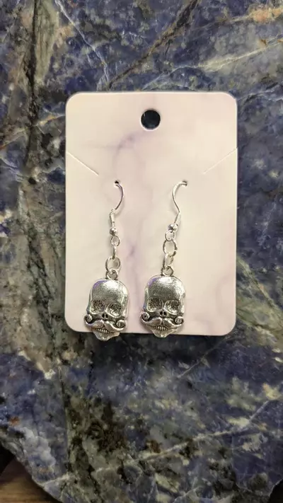 plant/Mustache skull earrings.-0-thumbnail