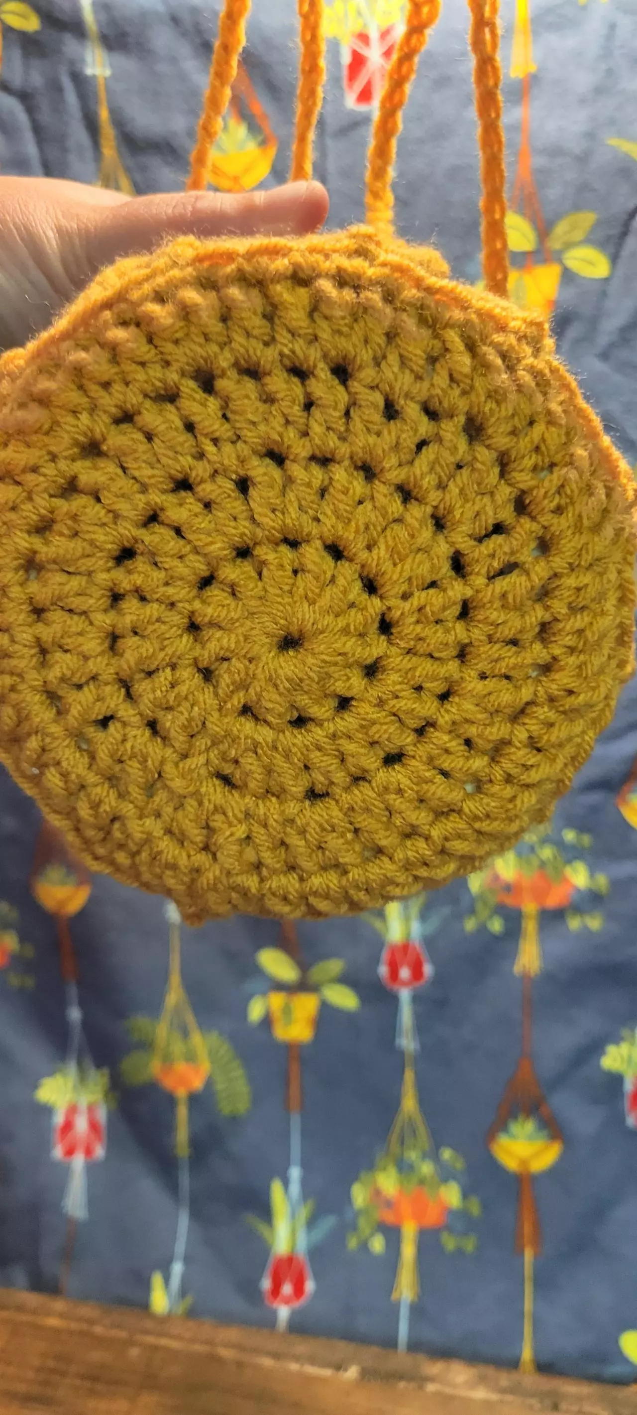 plant/Hand crochet plant pot hanger for 5 inch pot in vintage gold cross pattern-1