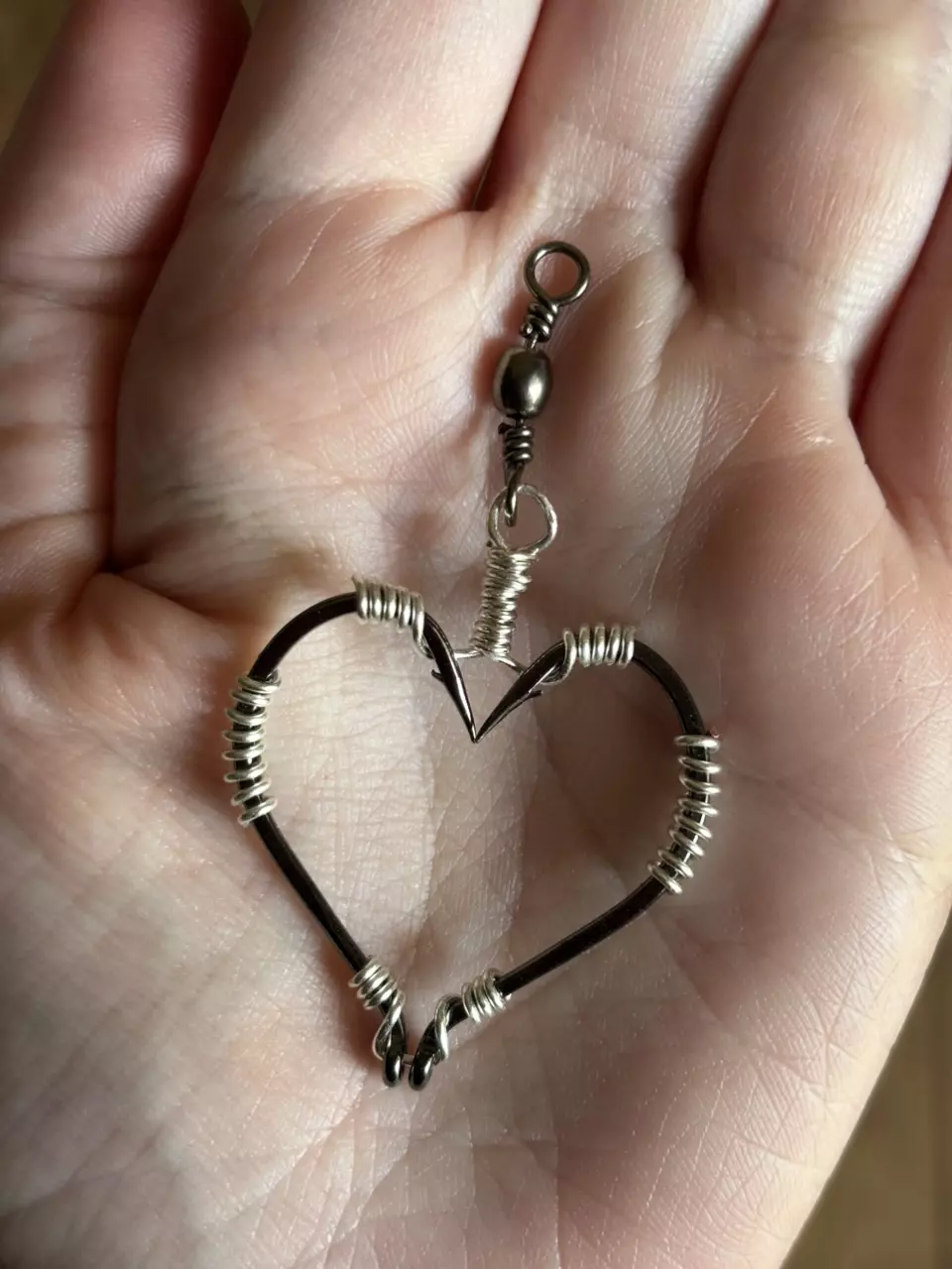plant/Wire wrapped fishing hook heart pendant-1