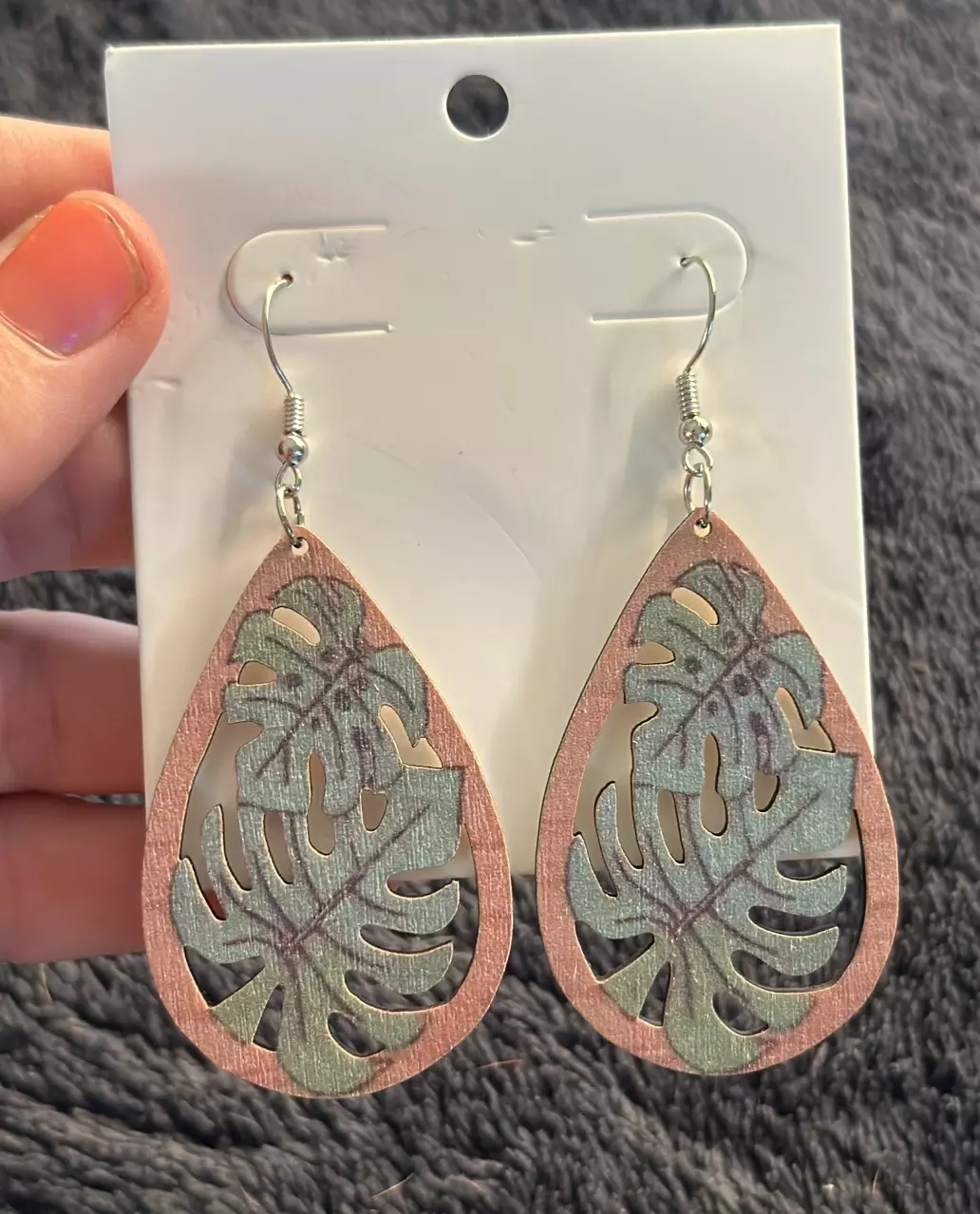 plant/Monstera Earrings-1