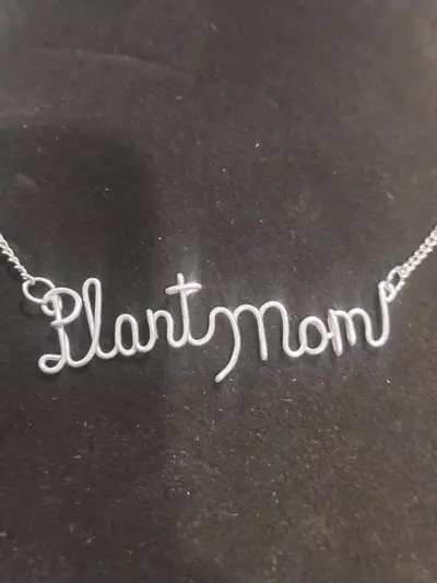 plant/Plant Mom Necklace-1-thumbnail