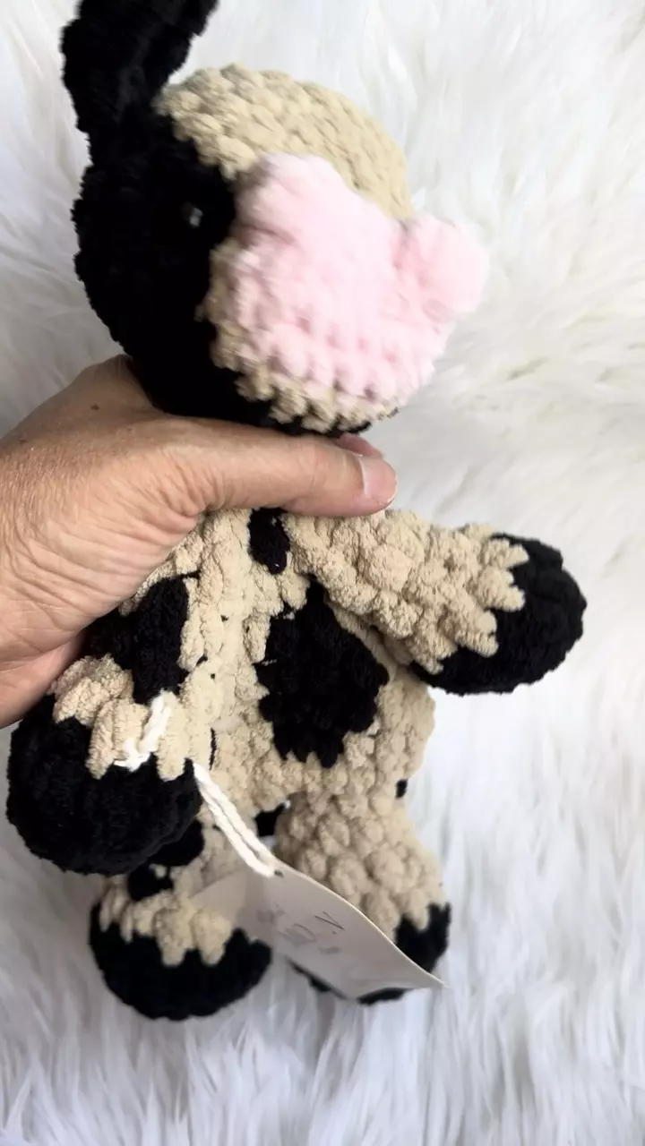 plant/Mini Crochet Cow-1