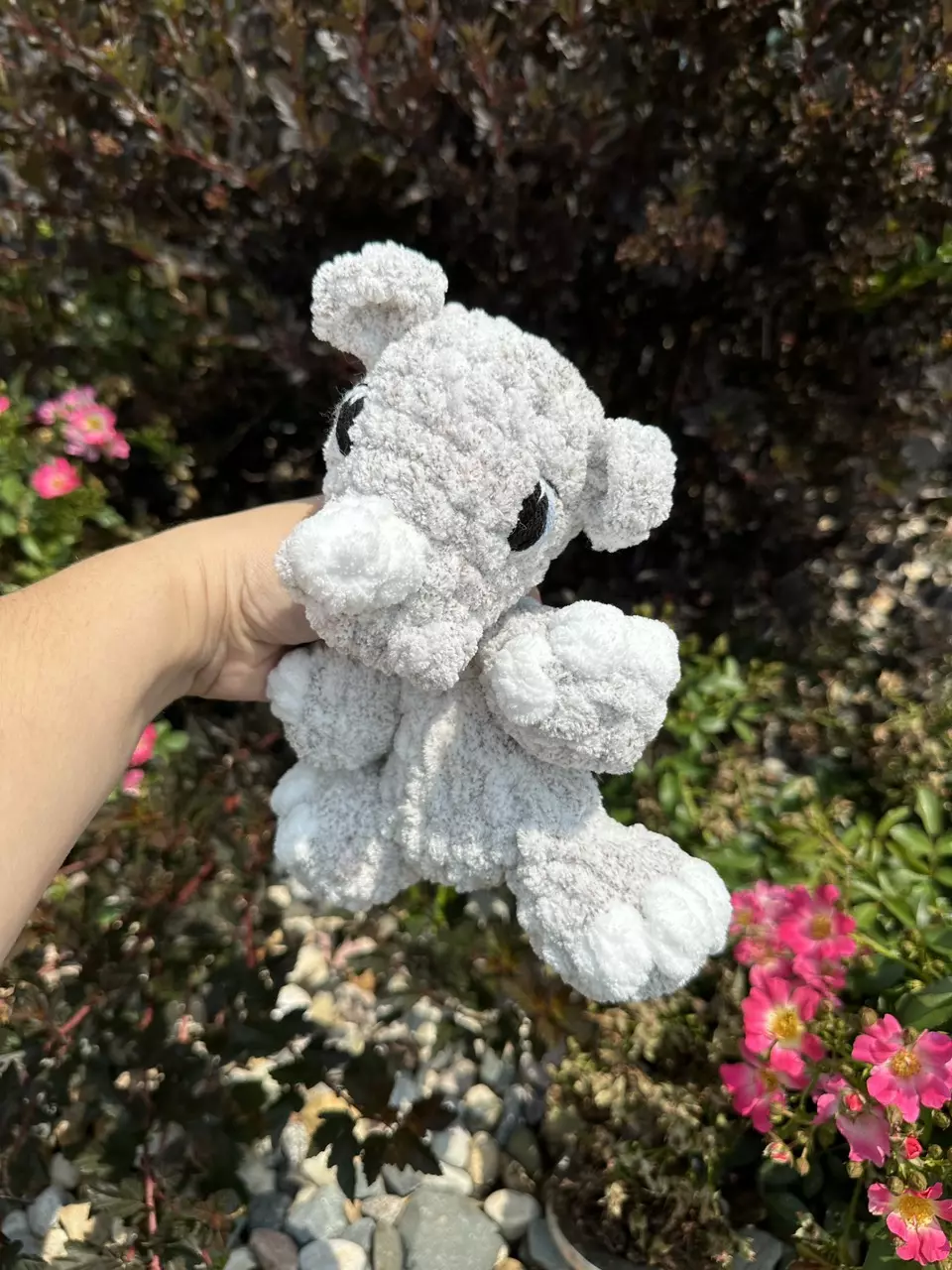 plant/Rhino snuggler-0