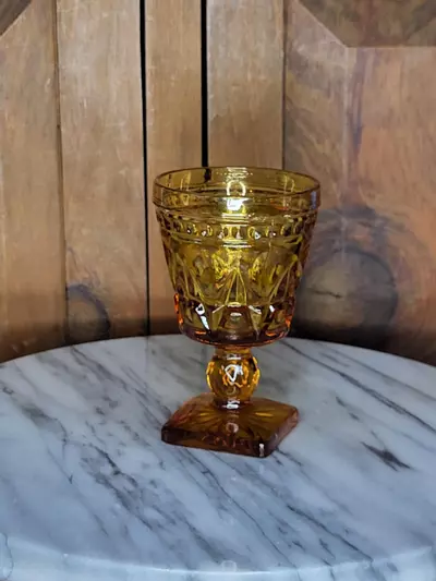 plant/Indiana amber glass Goblet Small-0-thumbnail