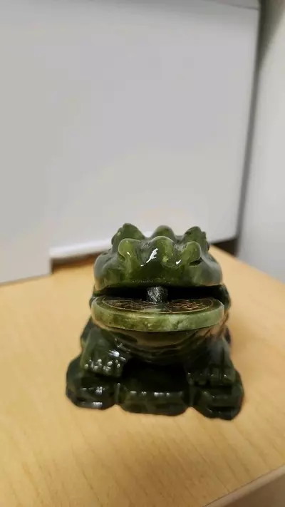 plant/Nephrite jade money frog-2-thumbnail