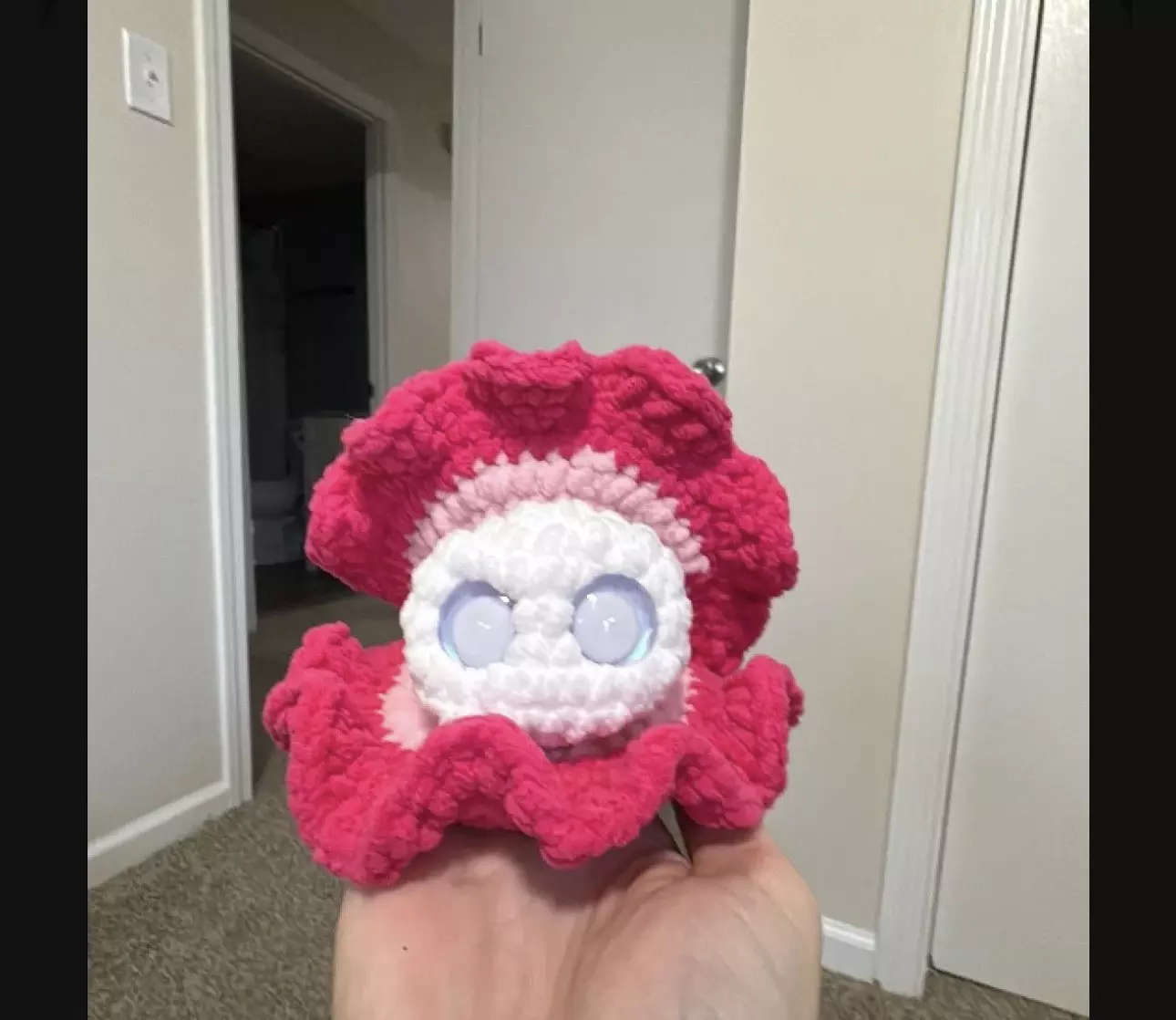 plant/Handmade Pearl in Clam Plush 🧶🦪-0