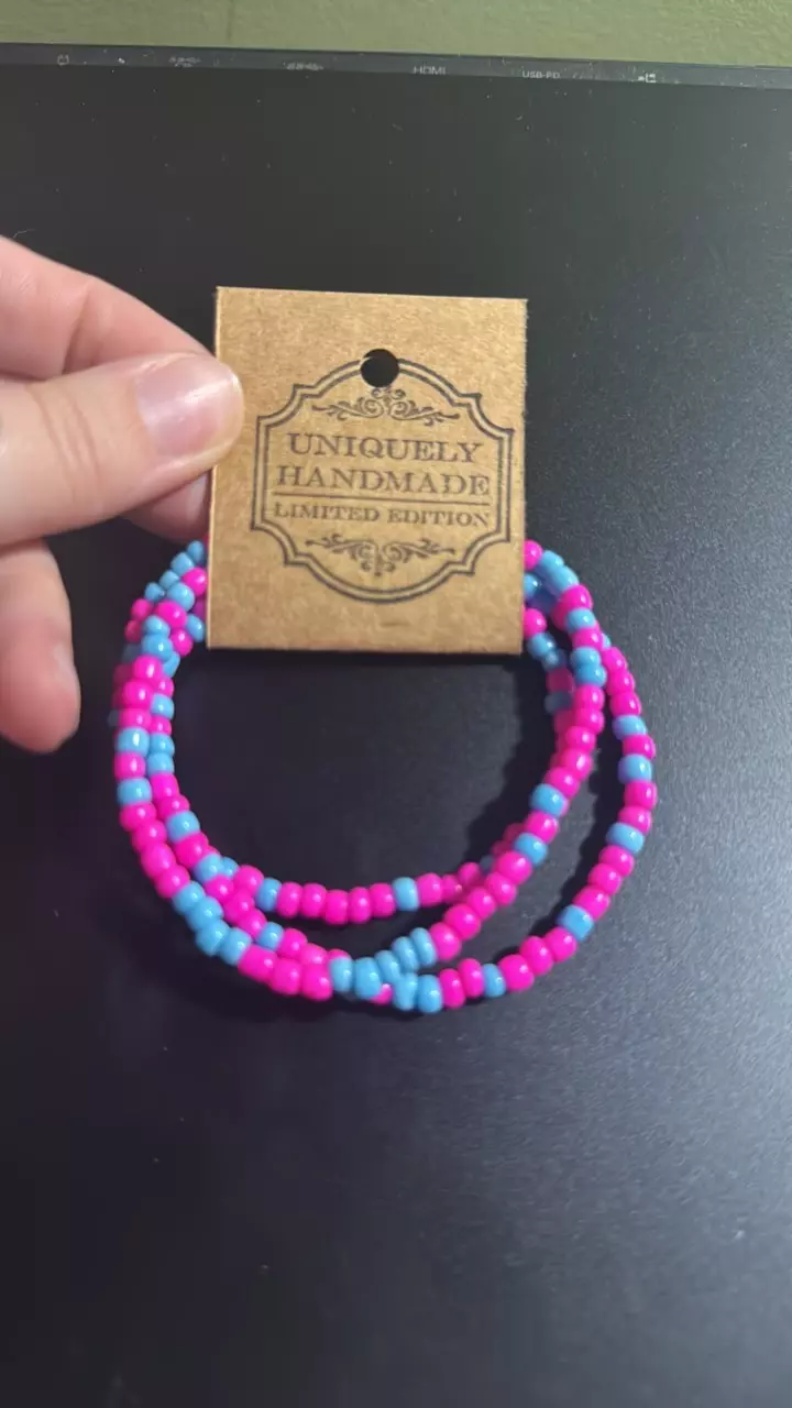 plant/Pink and blue beaded bracelet-0