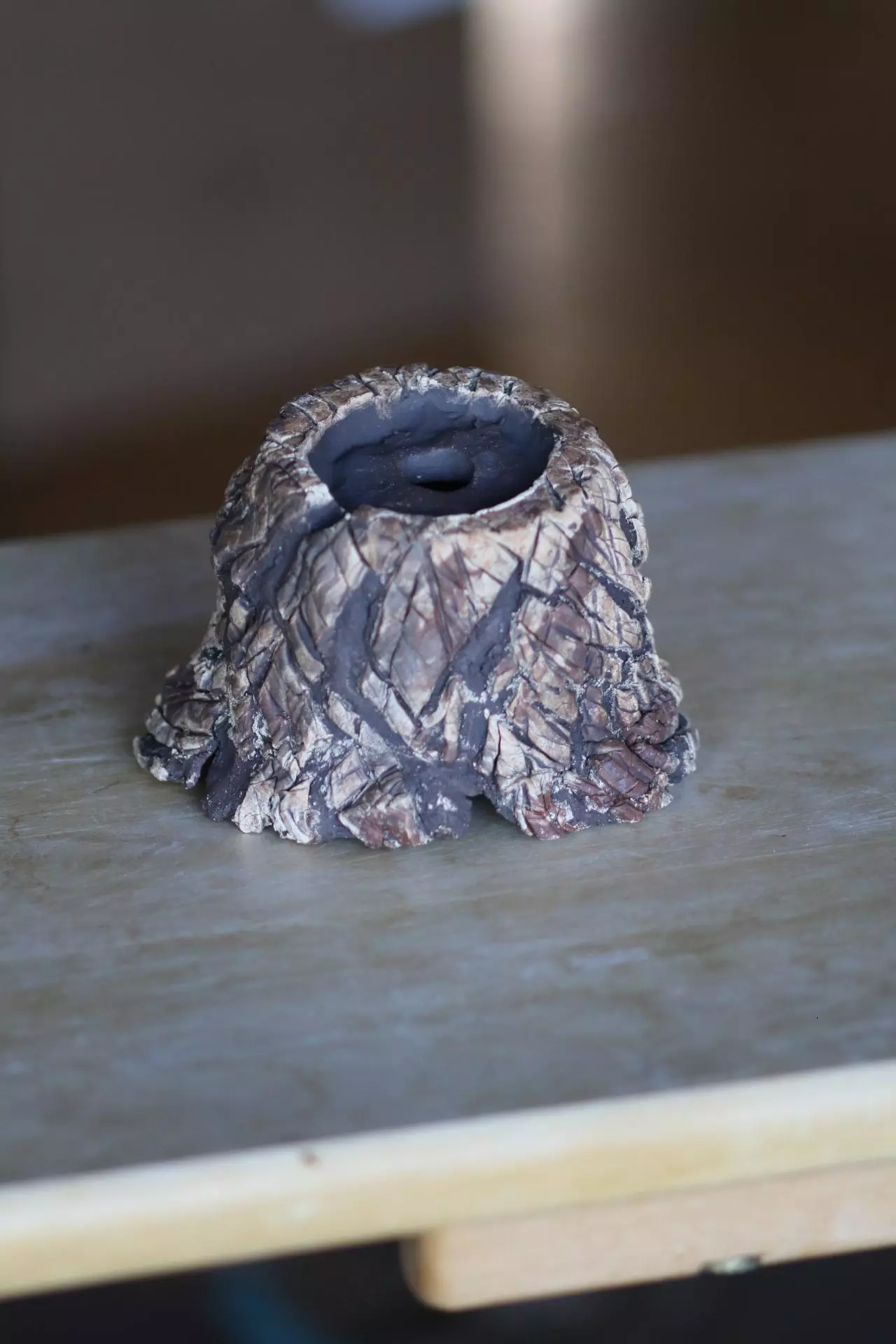 plant/Handmade ceramic pot with drainage-1