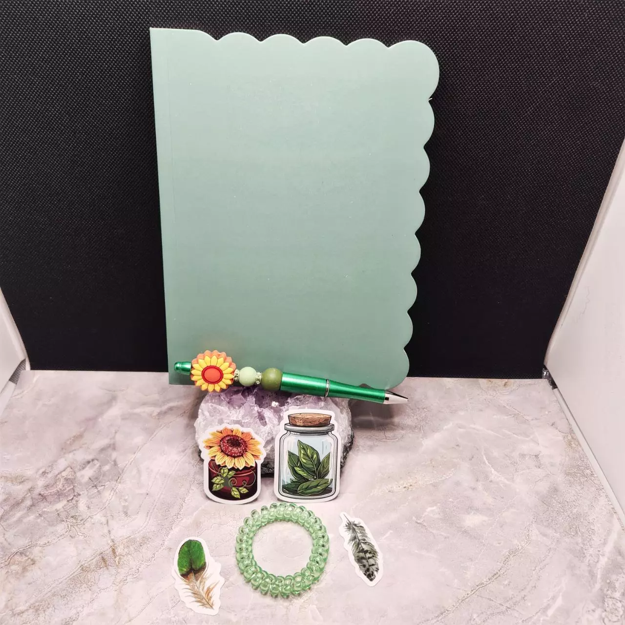 plant/Garden Green Stationary and Beaded Pen Set-0