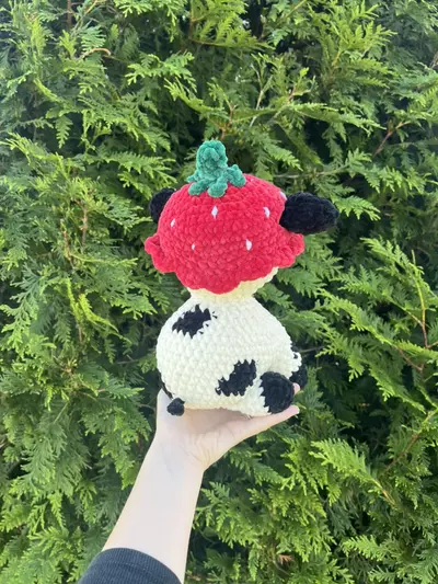 plant/PDF Crochet Pattern: Fruit Hat Cow!🍓🐮 (NOT a physical product!)-2-thumbnail