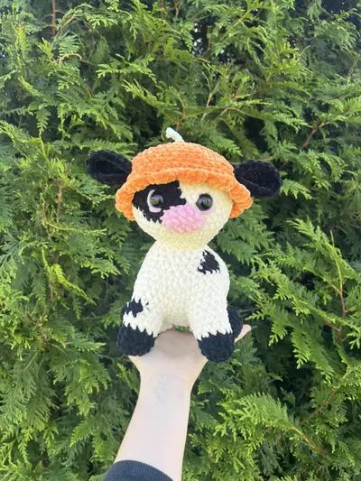 plant/PDF Crochet Pattern: Fruit Hat Cow!🍓🐮 (NOT a physical product!)-4-thumbnail