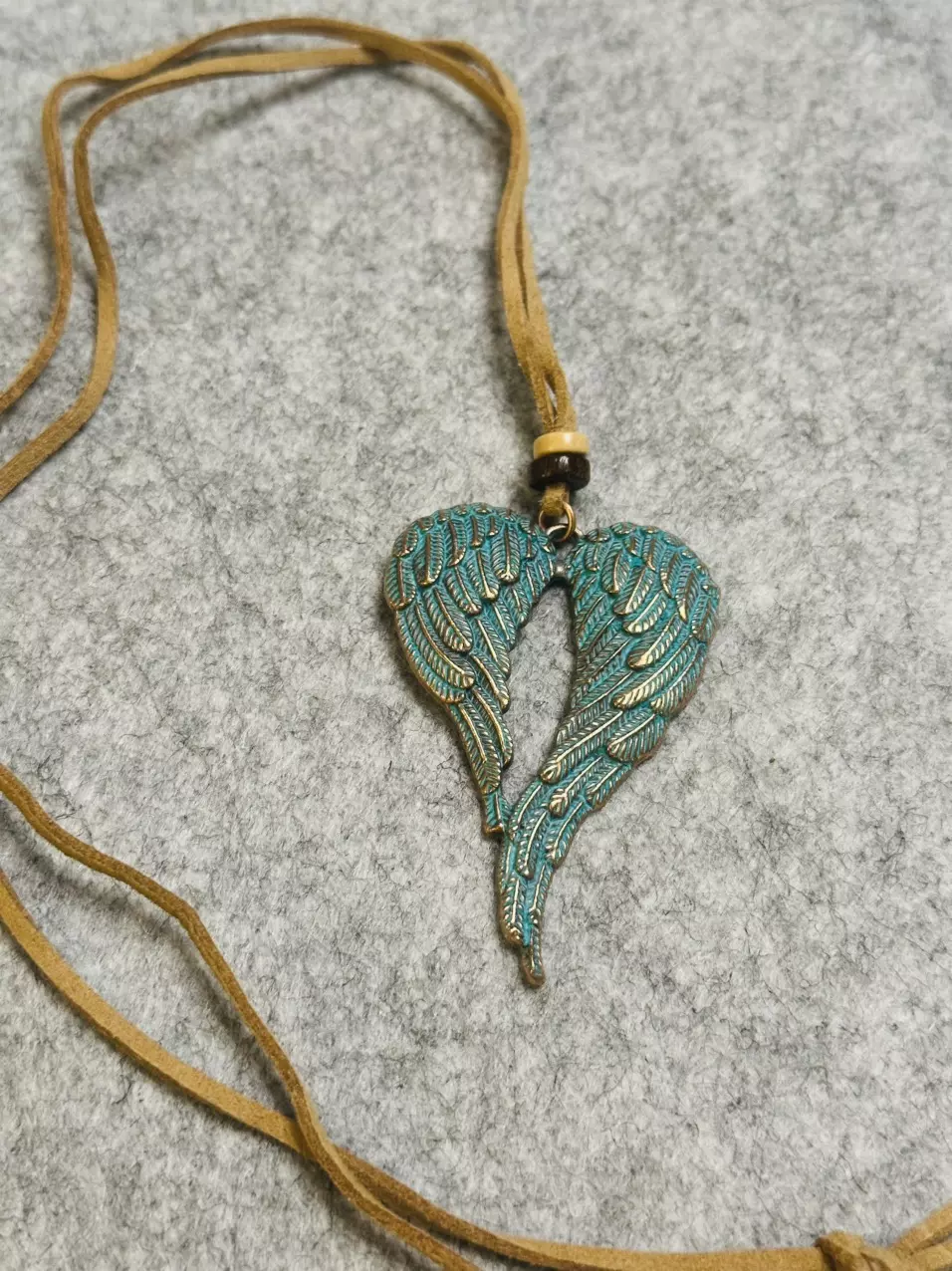 plant/Turquoise Wings-0