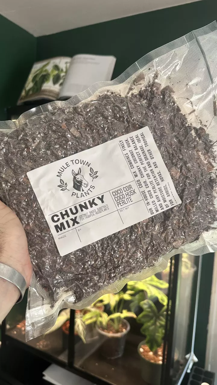 plant/Chunky COCO Substrate Hand Mixed In House 2lb Bag-0