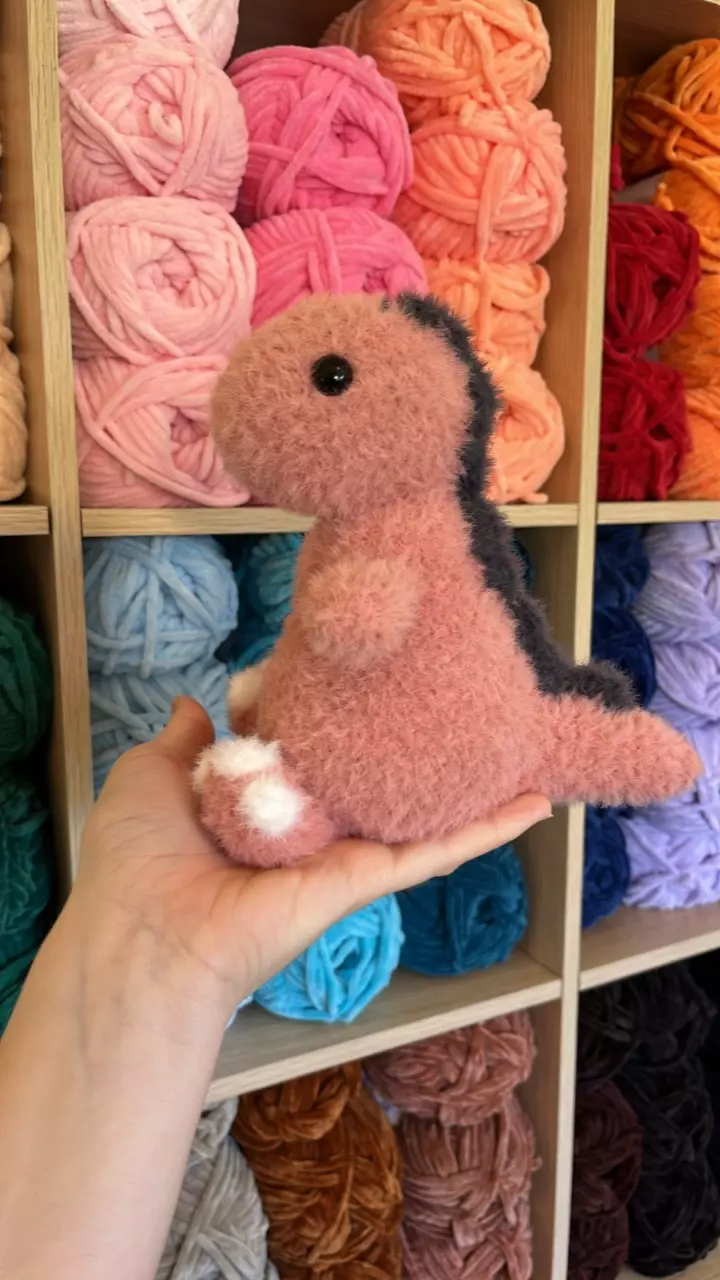 plant/💕🦖 Fuzzy/Weighted Dino Crochet Plushie-0