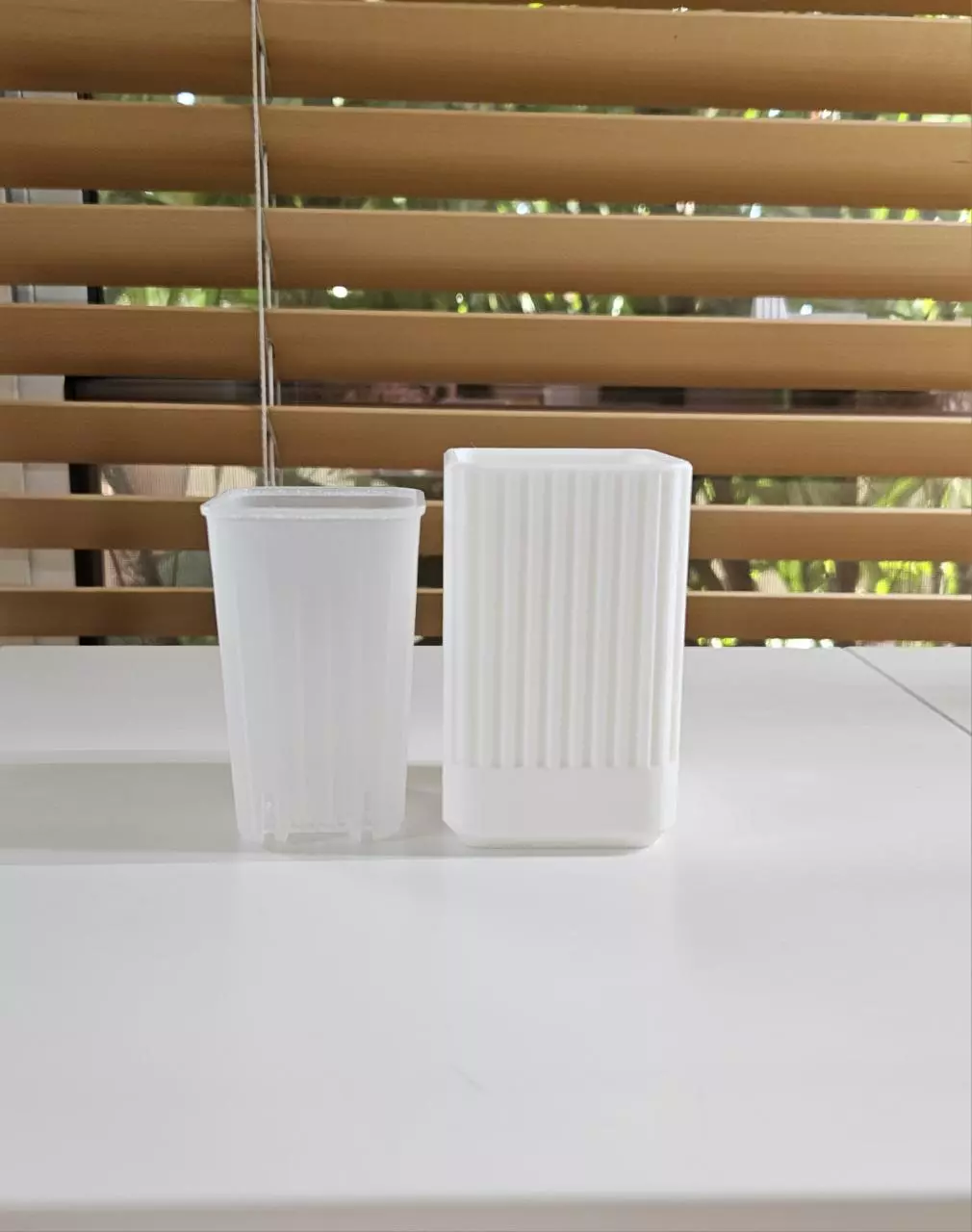 plant/2" self watering pot - white-1