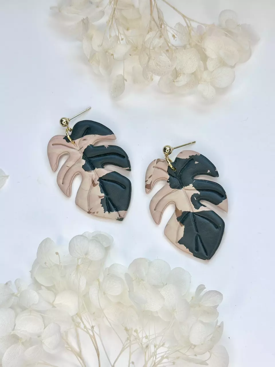 plant/Pink Black Velvet Dangle-0