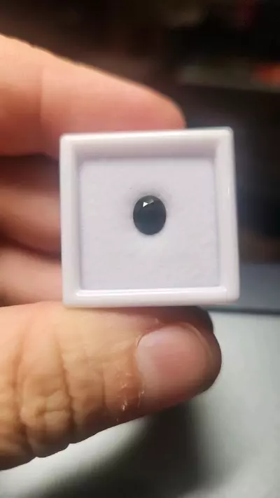 plant/1.08ct Blue-Green Sapphire – AAA Oval Brilliant-1-thumbnail