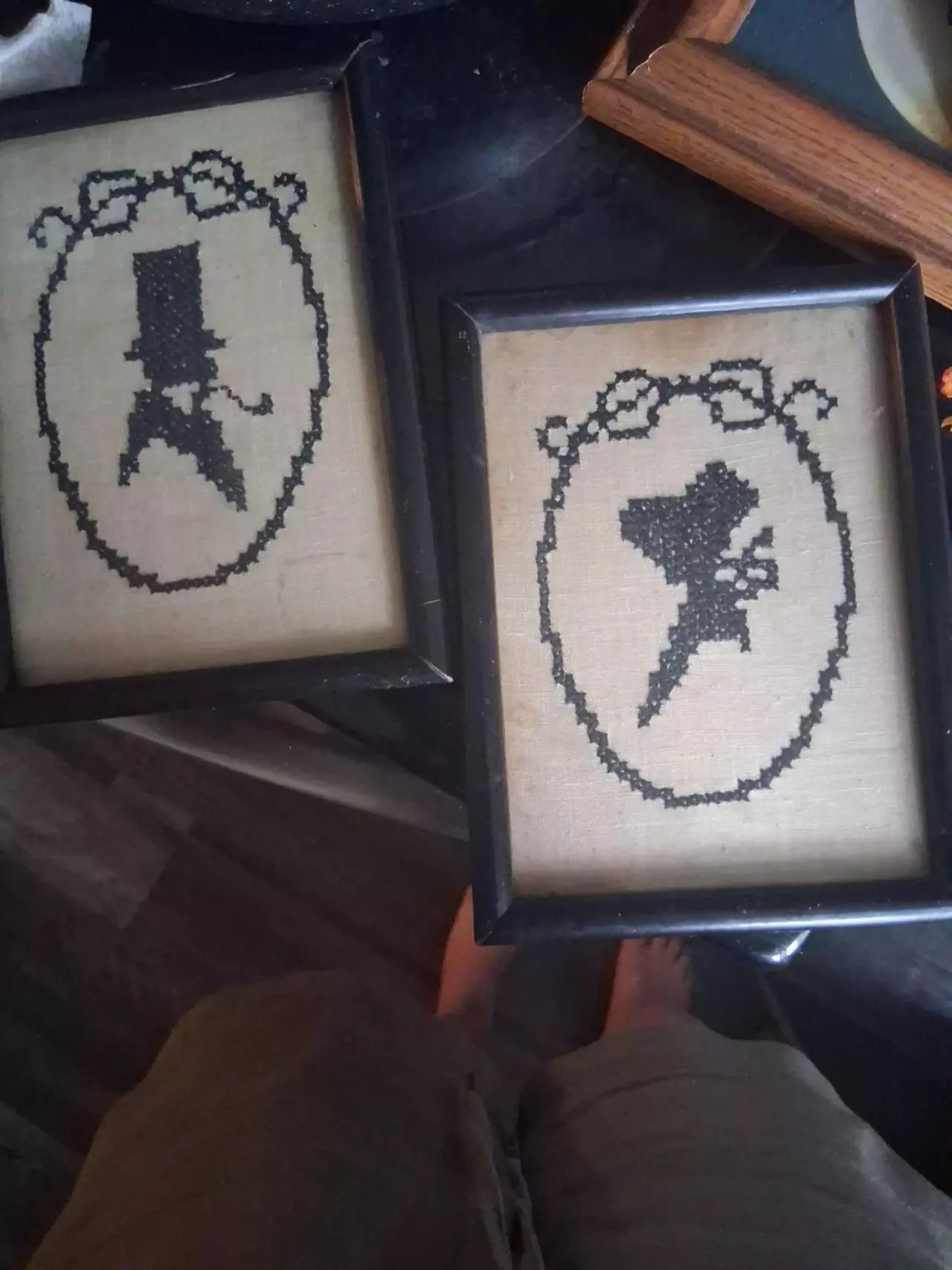 plant/Antique cross stitch of Abe Lincoln and Mary Todd-1