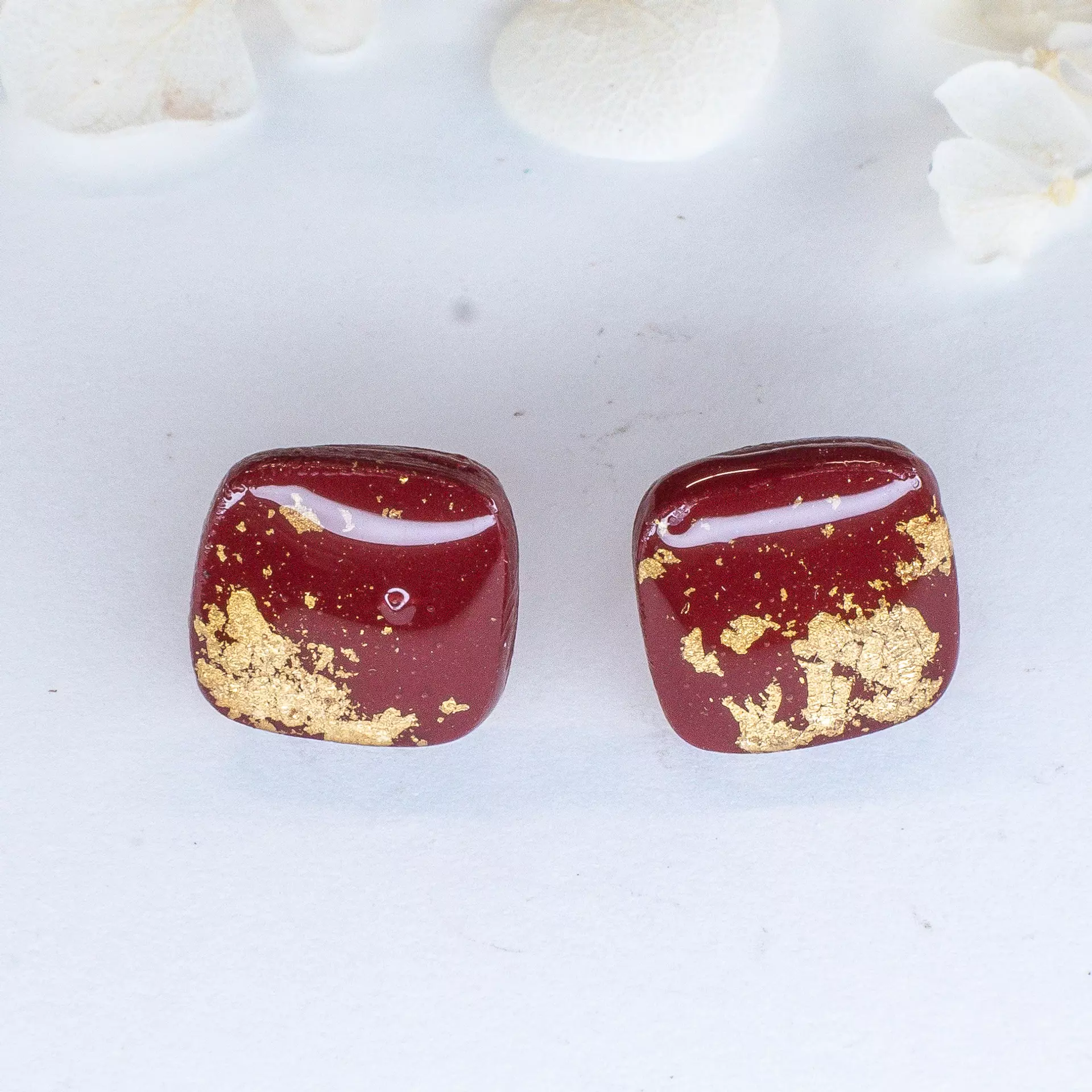 plant/Red Square Studs with Gold Foil-0