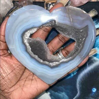plant/Blue Agate Heart with sugar Chalcedony-0-thumbnail