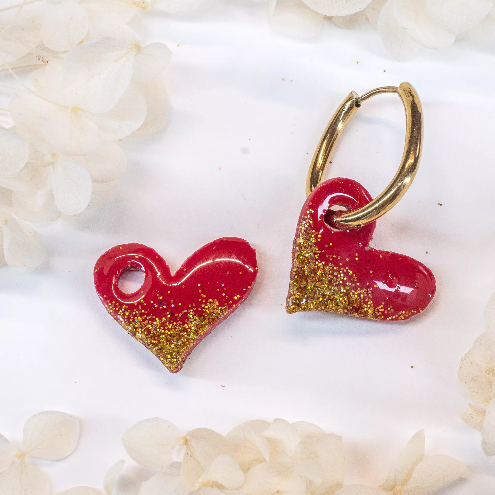 plant/Heart Charms - Red with Gold Glitter-0