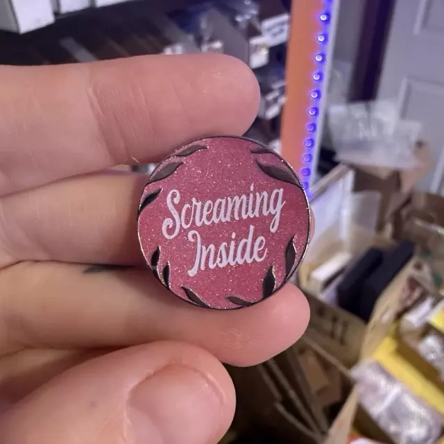 plant/Screaming inside circle pin -0