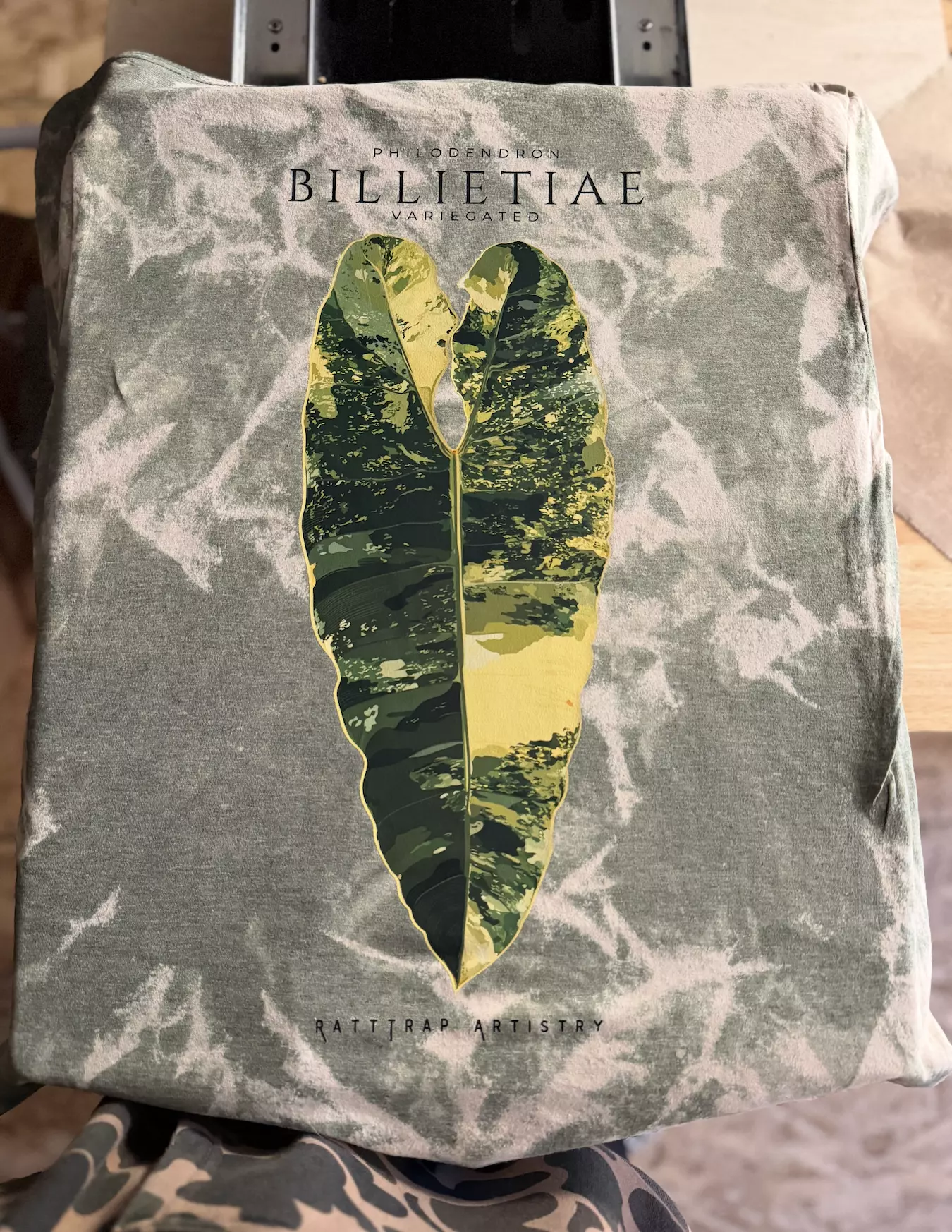 plant/Philodendron Billietiae Variegated T-shirt -0