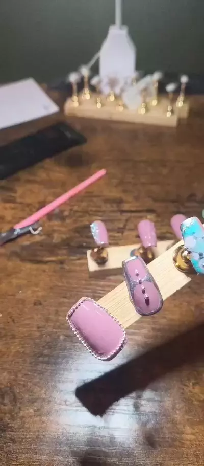 plant/2 sets of custom made pressons-0-thumbnail