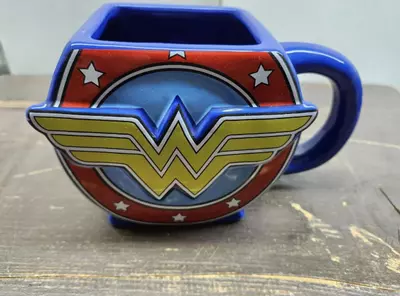 plant/Wonder Woman Superhero 20oz Ceramic Mug Blue DC Comics (CAM-2)-0-thumbnail
