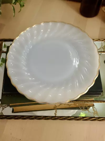 plant/Vintage Anchor Hocking Fire King Milk Glass Dish-1-thumbnail