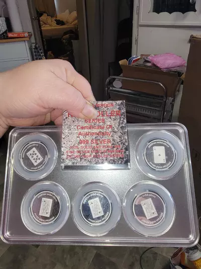 plant/(CLUB ROYAL FLUSH) 999 FINE SOLID SILVER 2.5 GRAM LIMITED EDITION COA & CASE-0-thumbnail