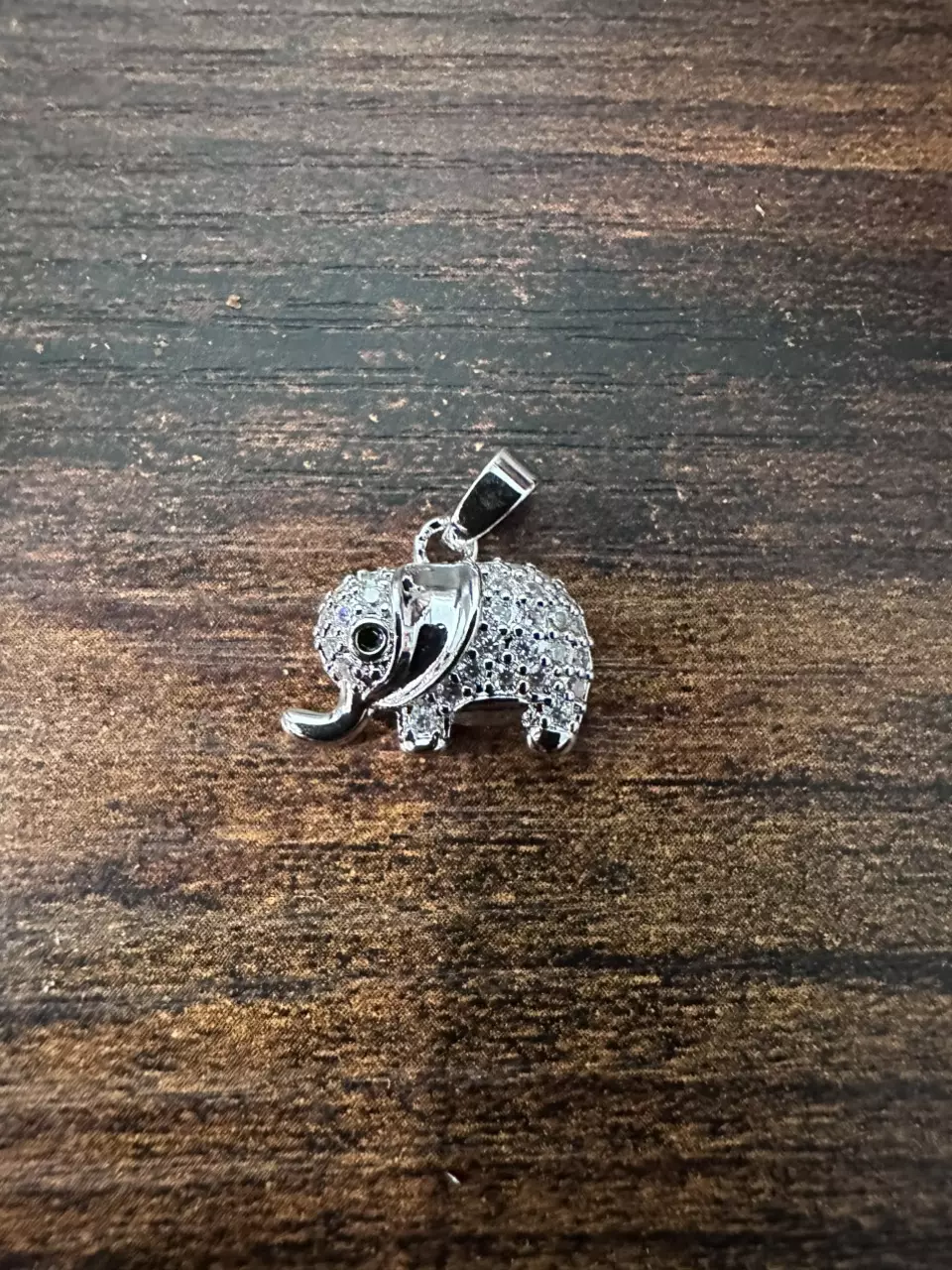 plant/3/4 inch elephant pendant-0